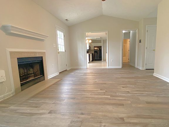 3rd image of 183 Independence Dr