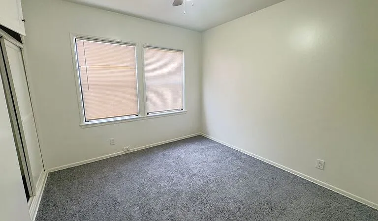 10131 Memphis Ave — Photo 11