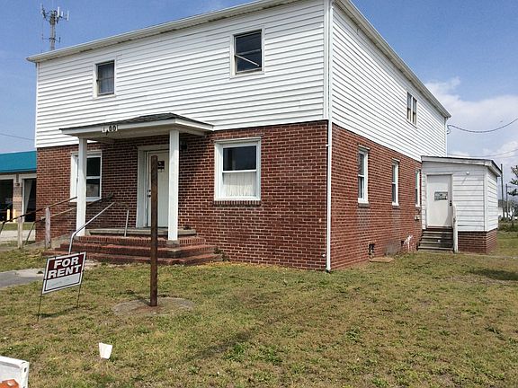 3rd image of 1400 Bridges St