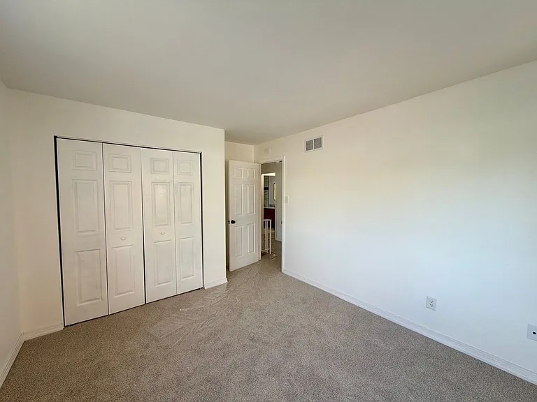 605 Cobble Creek Curv — Photo 25