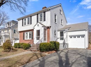 63 Donizetti St, Wellesley, MA 02482