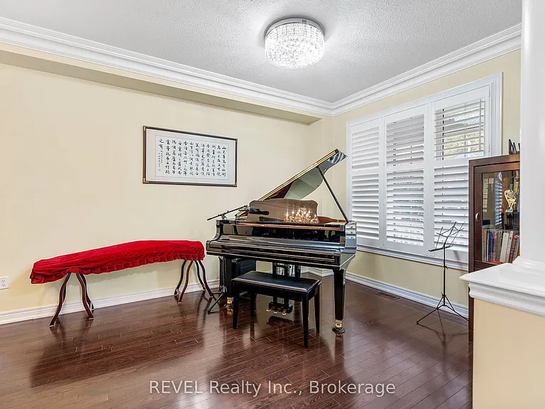 8892 Kudlac St — Photo 5