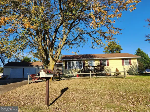 409 Katie St, Ocean View, DE 19970