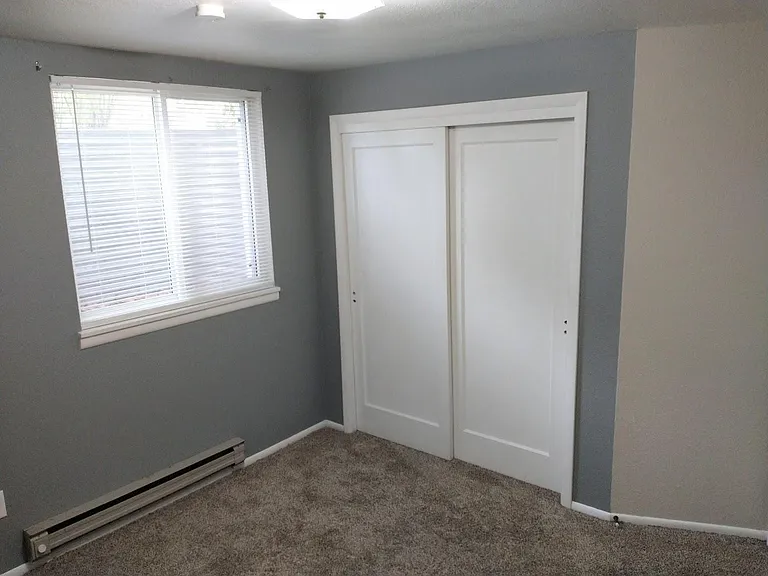 1219 S Vermont Ave — Photo 23