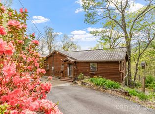 90 Bee Rdg, Burnsville, NC 28714