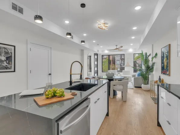 82 Pamrapo Ave #1, Jersey City, NJ 07305
