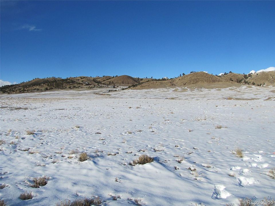 1st image of 415 S Muley Gulch Drive