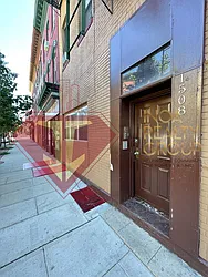 1508 Summit Avenue, #6