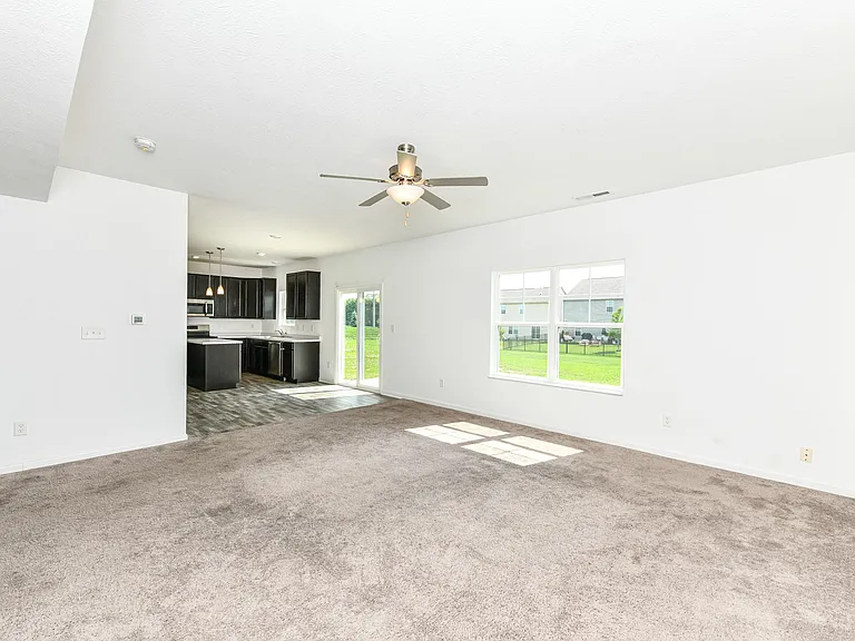 5051 Maywood Dr — Photo 26