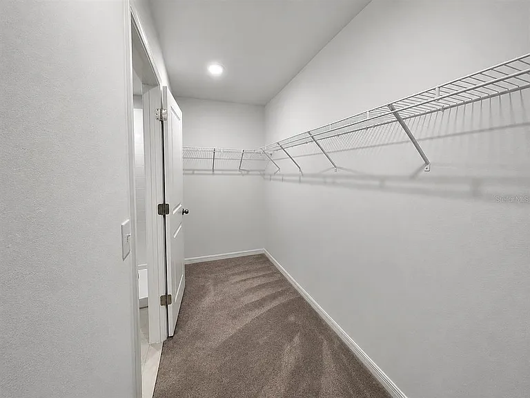 16717 Delia St — Photo 17