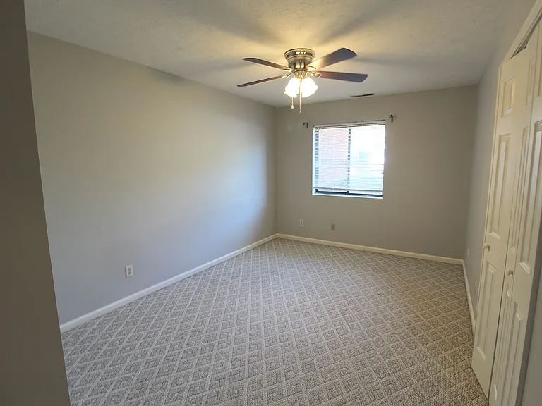 1030-4 Blue Ridge Dr — Photo 11