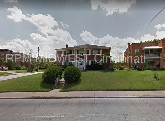 1st image of 4605 Glenway Ave APT 3