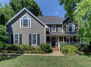 2618 Baytree Dr, Greensboro, NC 27455