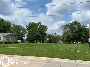 Main Ave N, Britt, IA 50423