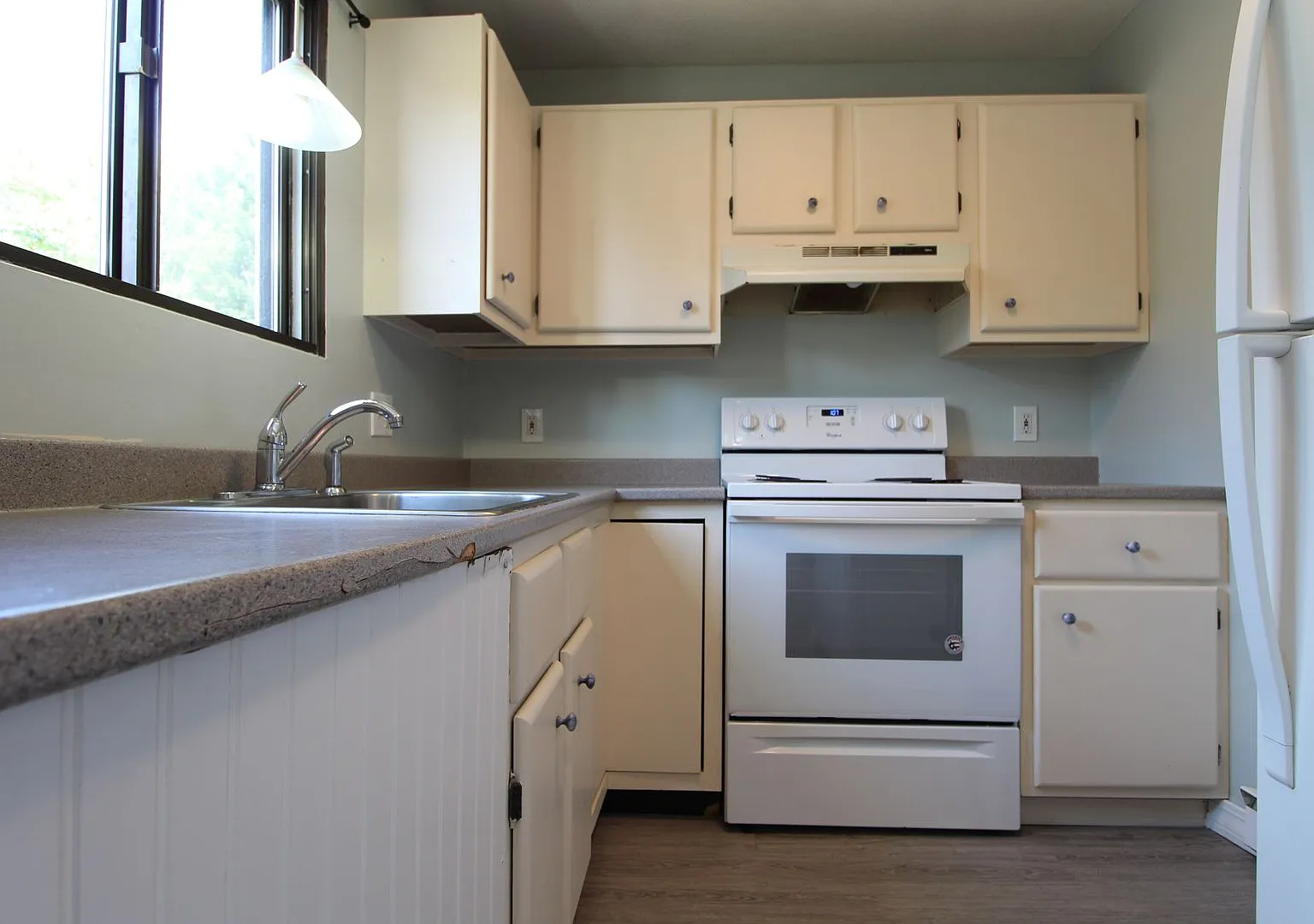 29 Gray Gardens — Photo 2