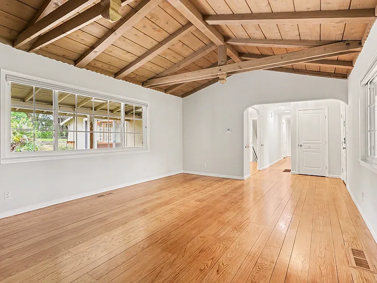 4 Dale Ct — Photo 6