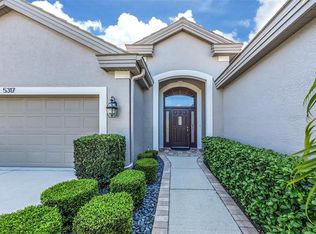 5317 88th St E, Bradenton, FL 34211