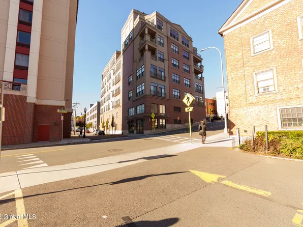 17 Chapel Street #304, Albany, NY 12210