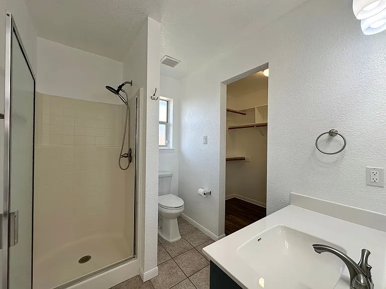 2703 Edgefield St — Photo 31