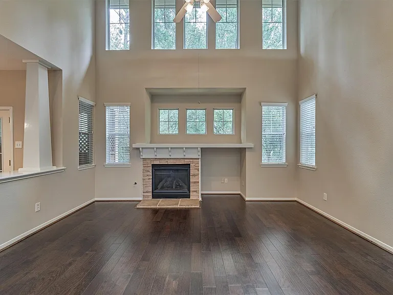 83 Woodlily Pl — Photo 8