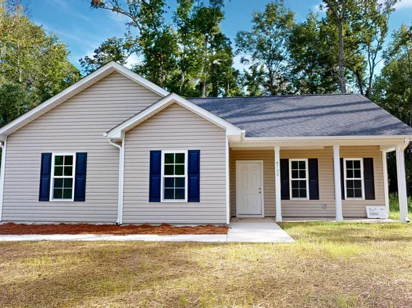 4722 McNeill Hobbs Rd, Bunnlevel, NC 28323