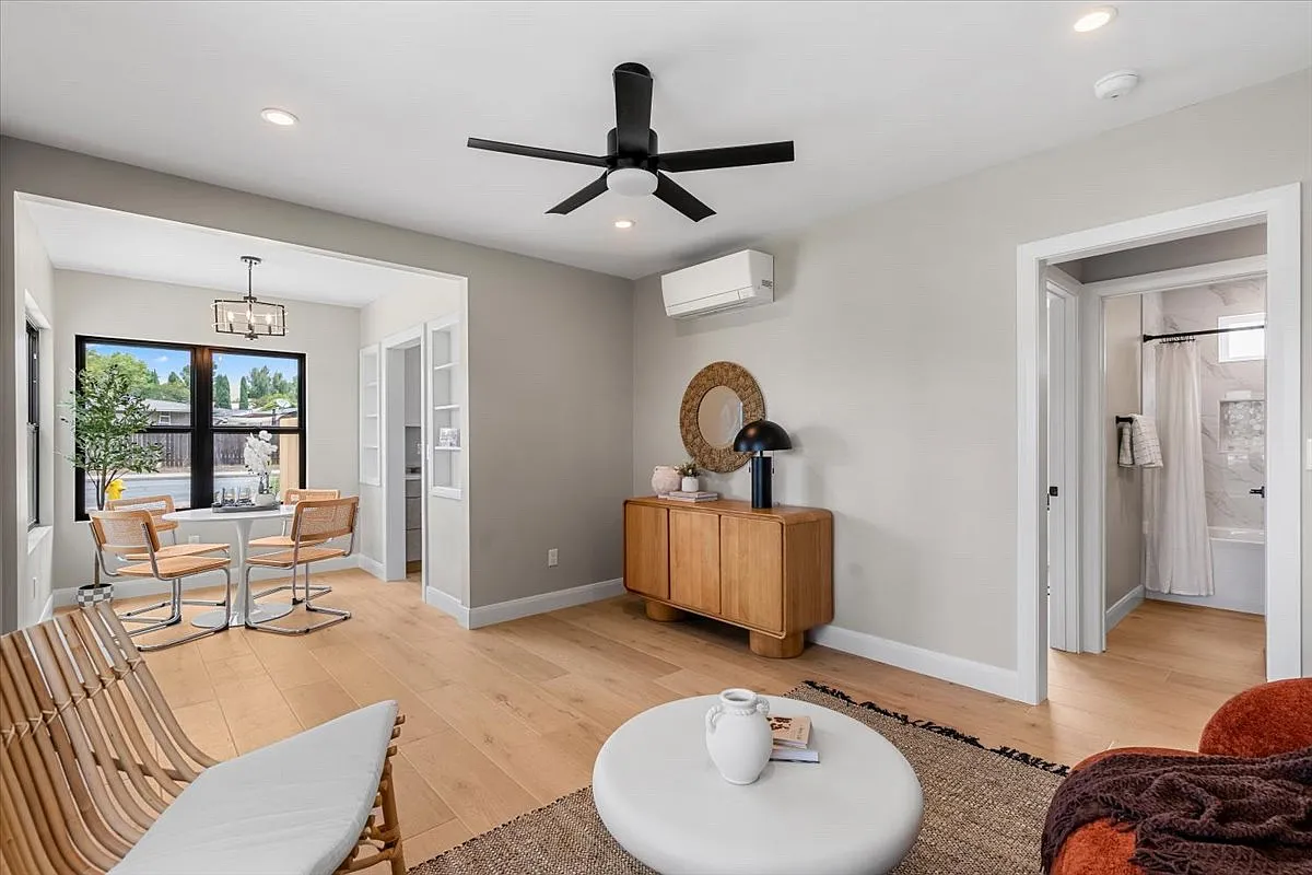 1 bed, 550 sqft, $2,795 — Photo 3