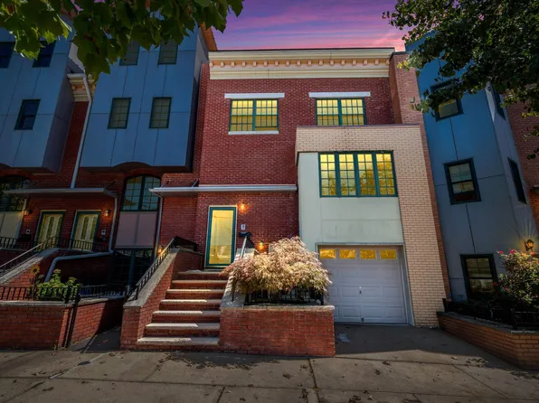 54 Avenue C, Bayonne, NJ 07002