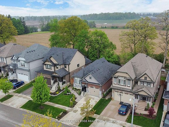 2nd image of 88 Fraserwood Ct