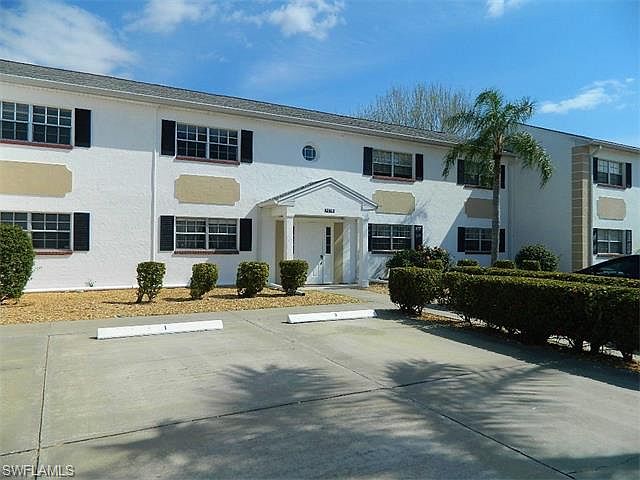 1st image of 7019 Cedarhurst Dr APT 3C