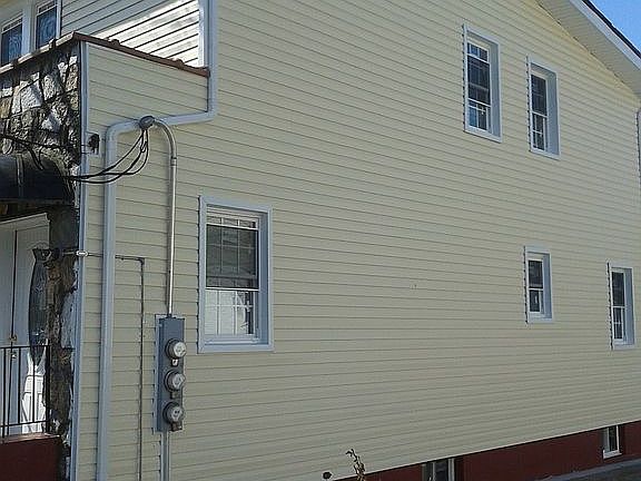 4th image of 4511 Monticello Ave