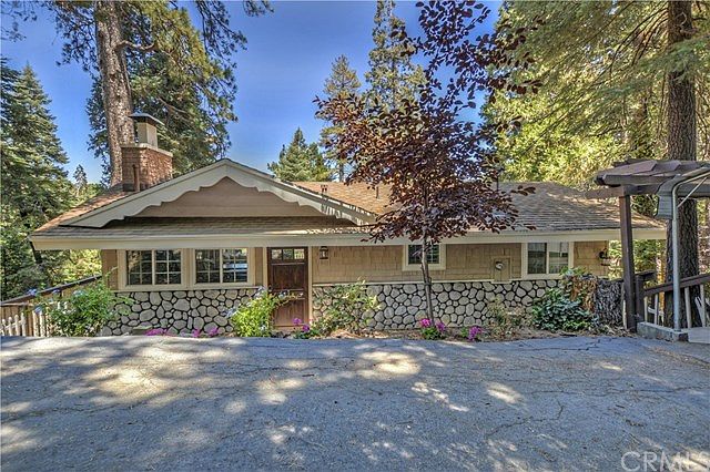 1st image of 897 Nesthorn Dr
