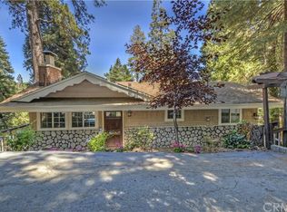 897 Nesthorn Dr, Crestline, CA 92325