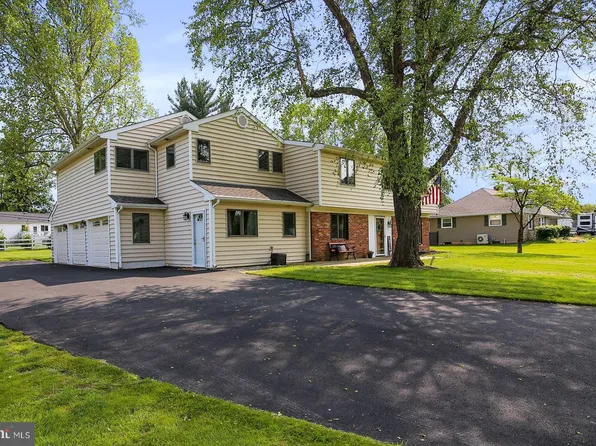 148 Meadow Ln, Richboro, PA 18954