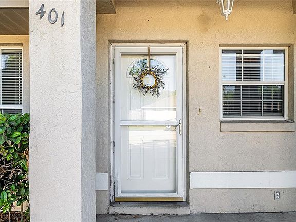 2nd image of 11191 SE 55th Avenue Rd Unit 401
