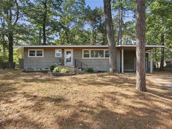 13 Sheneman Dr, Bella Vista, AR 72715