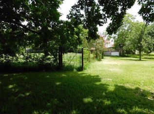215 Bonorden St, Port Lavaca, TX 77979