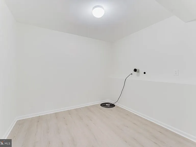 7107 Sontag Way — Photo 50