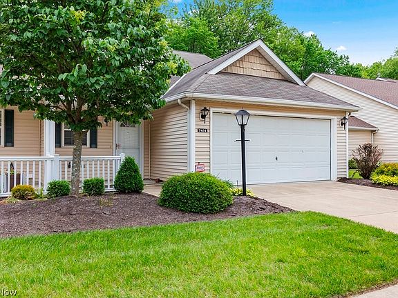 3rd image of 7451 Willow Woods Dr #35-B