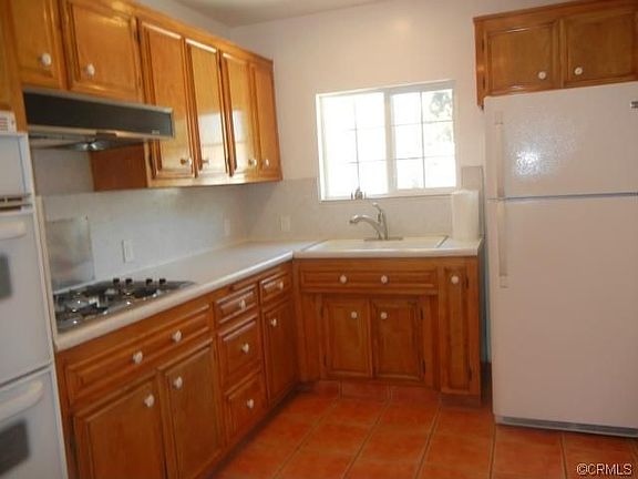 3rd image of 11471 Burke St