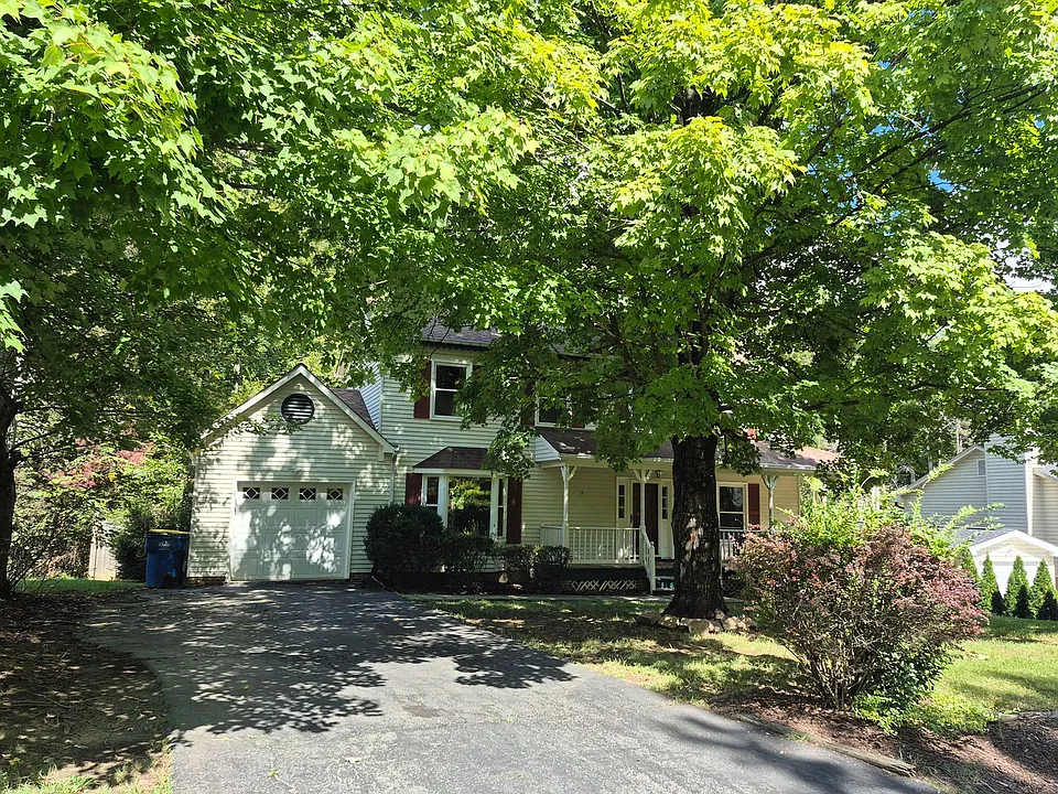 125 Ivywood Dr