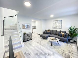 2 Blackthorn Ave #20, Toronto, ON M6N3H5