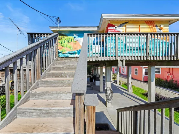 6120 Avenue Q 1/2, Galveston, TX 77551