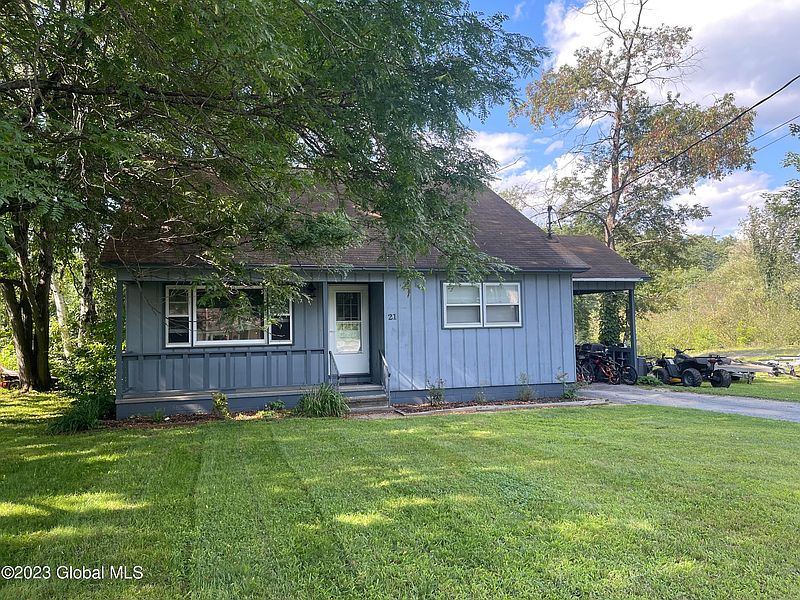 3rd image of 21 Laflure Lane
