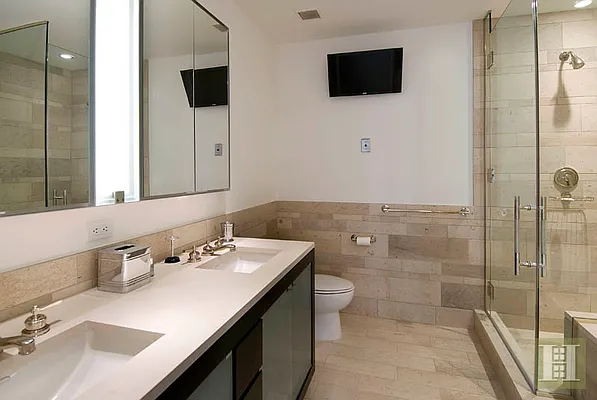Rented by Halstead Real Estate | media 8