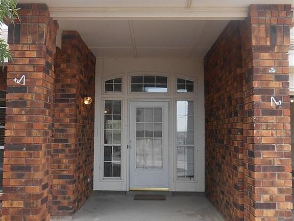5th image of 62 Marigold Blvd