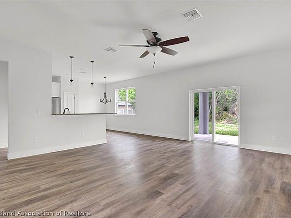 3rd image of 108 Duane Palmer Blvd
