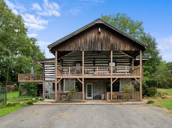 642 Sunburst Rd, Lynchburg, VA 24501