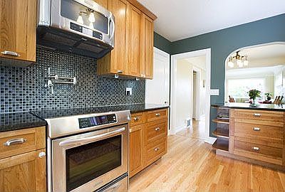 Another view of kitchen