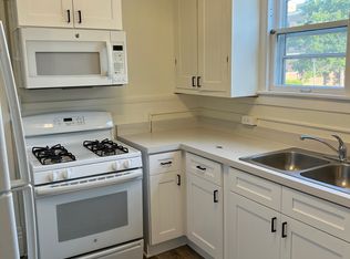 318 Claremont Pl NE, Grand Rapids, MI 49503