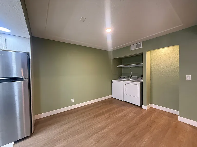 2201 Sun Ave #B — Photo 23